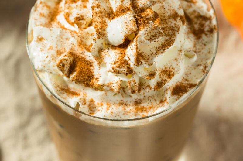 How to Make a Pumpkin Spice Iced Latte at Home: Quick and Easy Guide